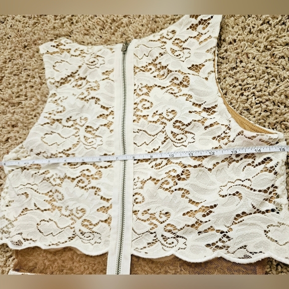 Bailey 44 White Lace Desert Moon Dress - size 4 - Picture 9 of 12